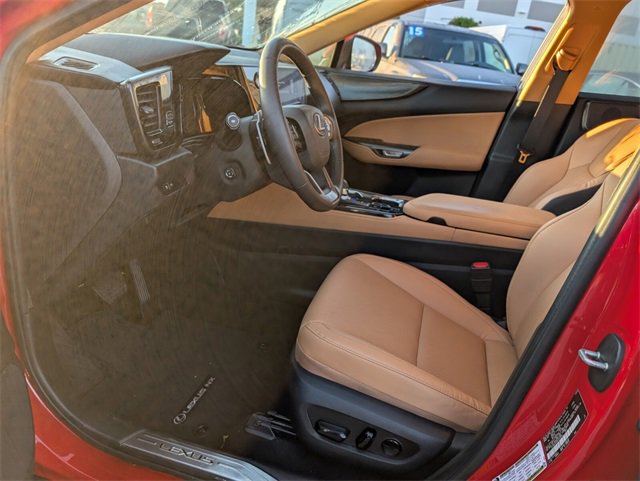 Used 2024 Lexus NX 250 FWD w/ Premium Package image 6