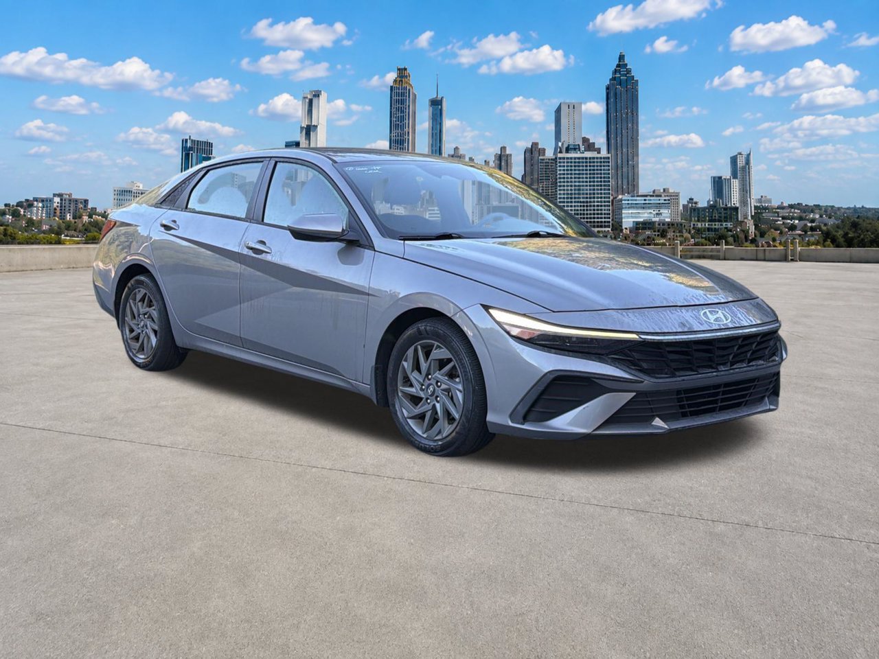 Used 2024 Hyundai Elantra SEL FWD image 25
