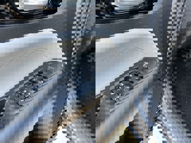 Used 2022 Jeep Compass Limited w/ Sun and Sound Group image 24