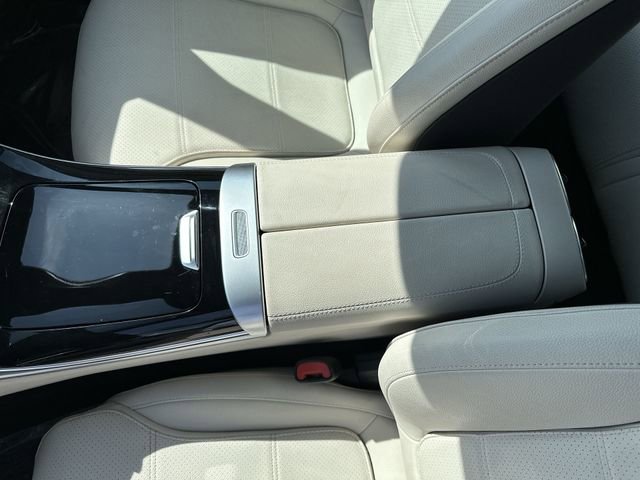 Used 2025 Mercedes-Benz C 300 4MATIC Sedan image 24