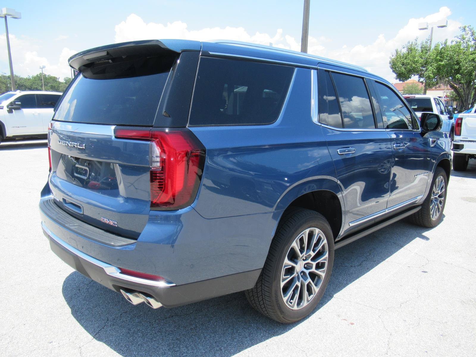 New 2026 GMC Yukon Denali w/ Sun & Power Step Package RWD image 7