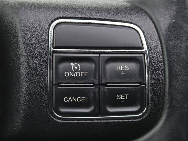 Used 2013 Jeep Wrangler Unlimited Sahara image 10