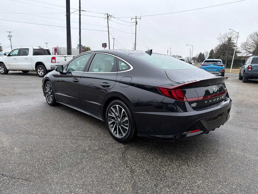 Used 2023 Hyundai Sonata Limited image 2