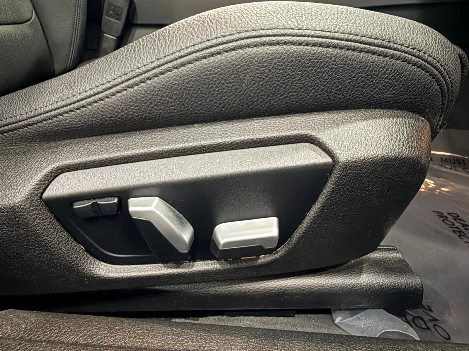Used 2018 BMW 330i Sedan RWD image 35