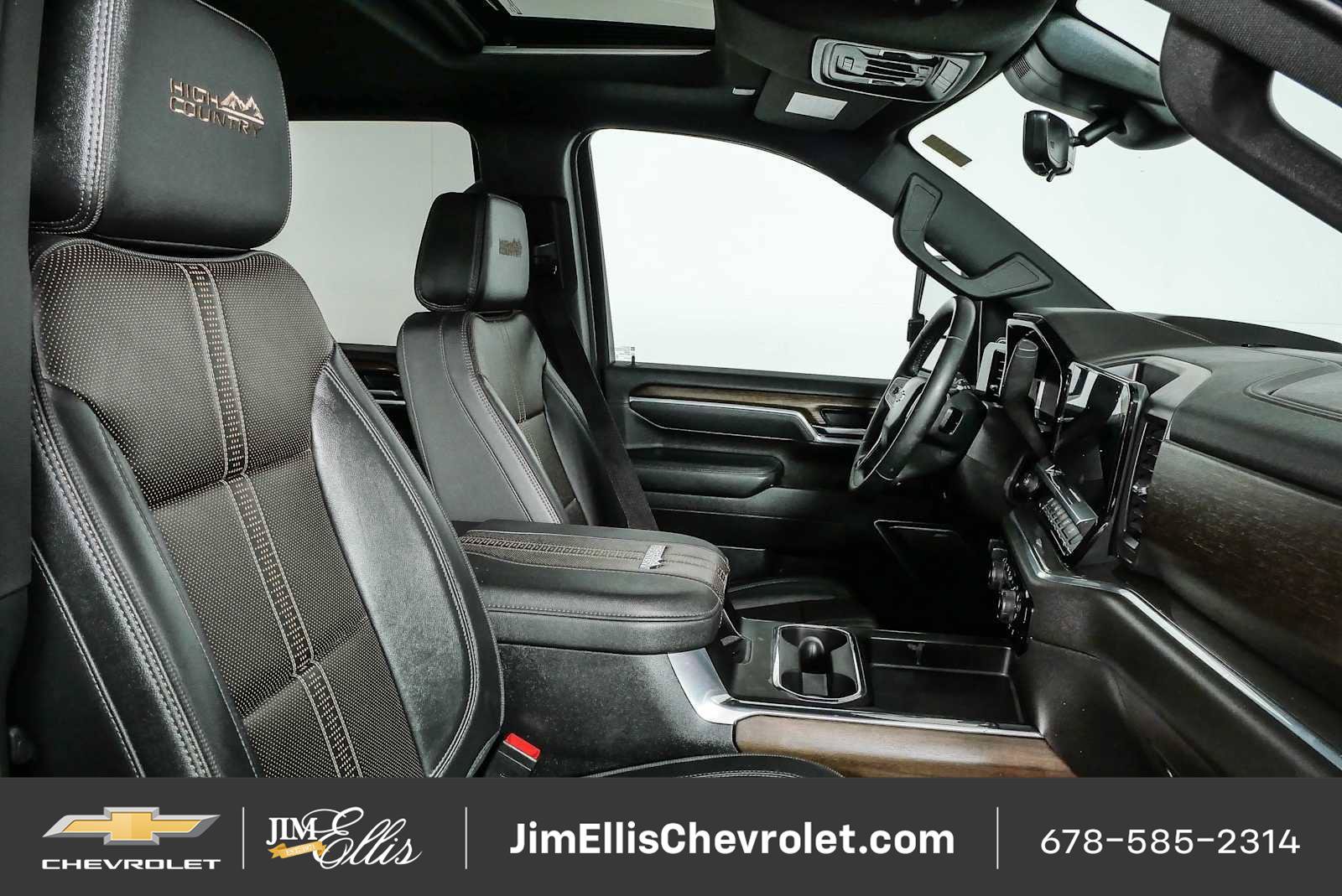 Certified 2025 Chevrolet Silverado 2500 High Country w/ High Country Premium Package AWD/4WD image 23