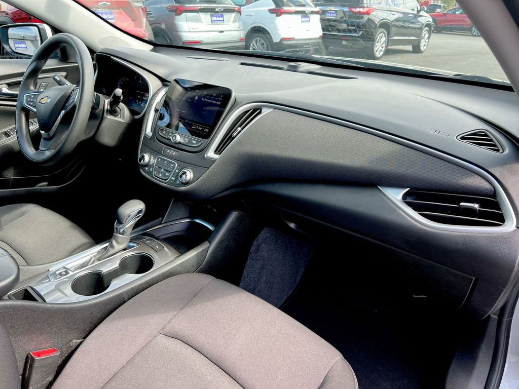 Used 2024 Chevrolet Malibu LT FWD image 23