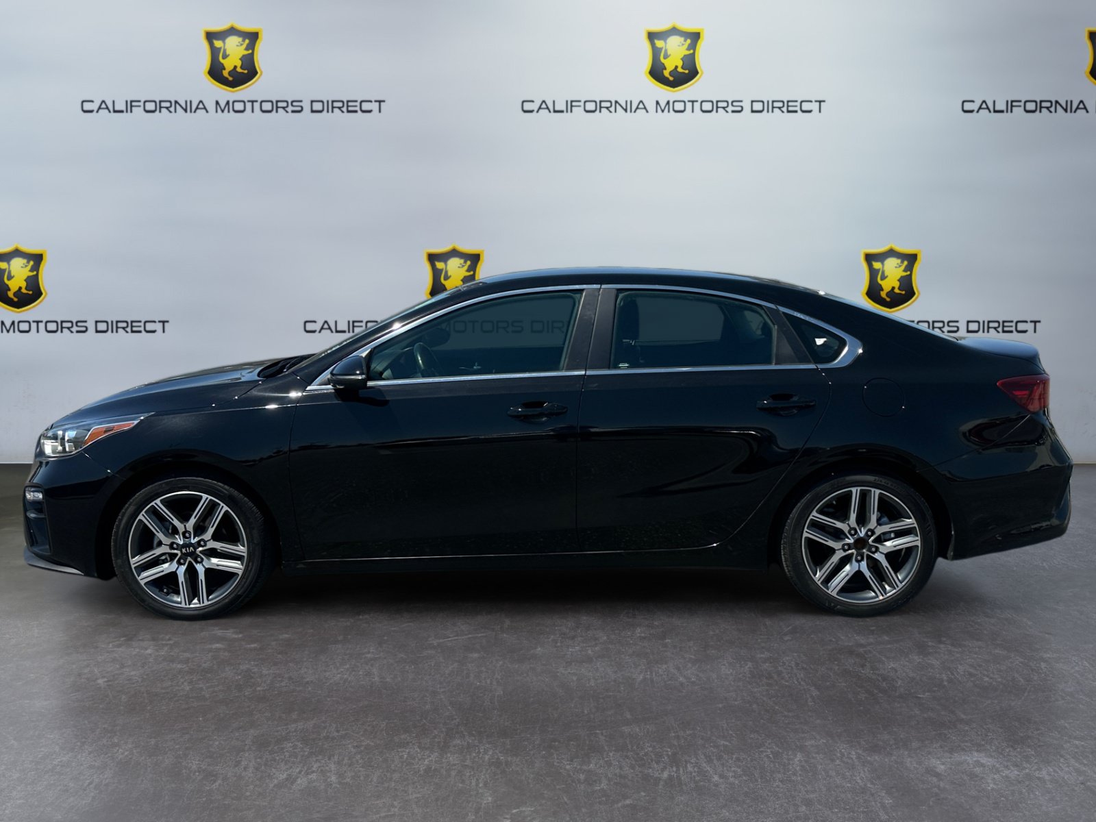 Used 2020 Kia Forte EX FWD image 2