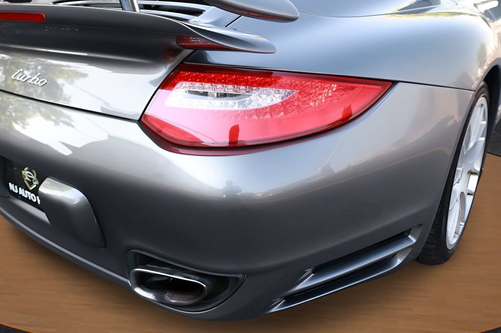 Used 2010 Porsche 911 Turbo AWD/4WD image 21