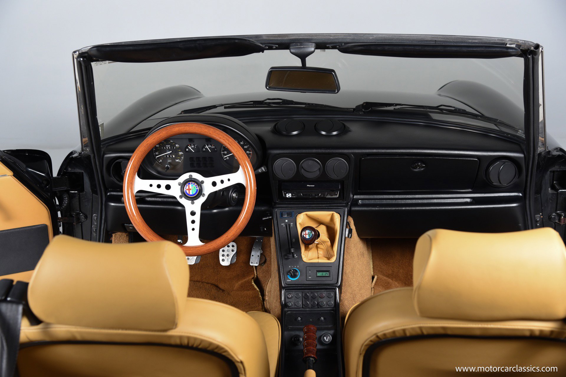 Used 1988 Alfa Romeo Spider Graduate RWD image 32