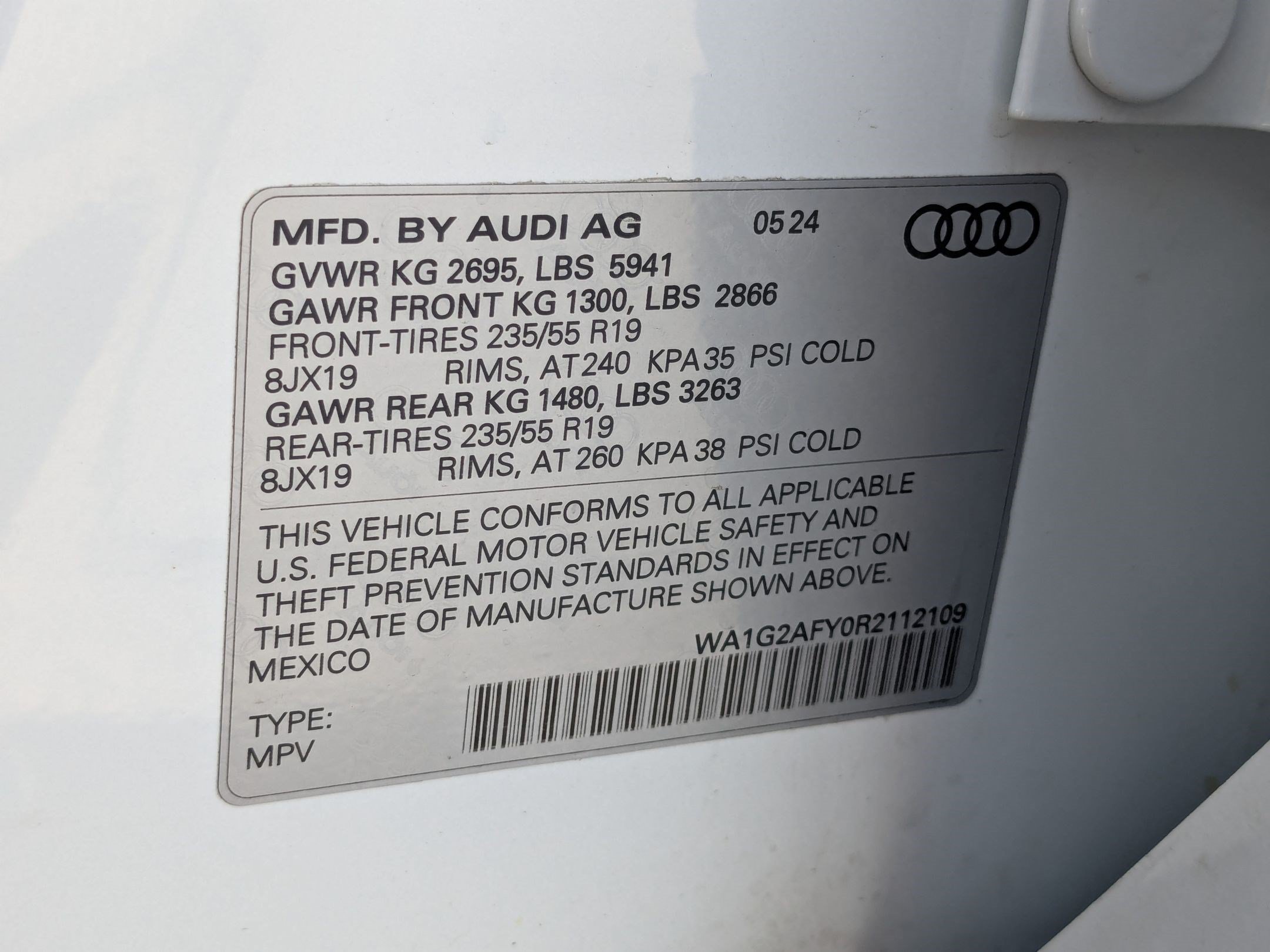 Certified 2024 Audi Q5 e Premium w/ Convenience Package AWD/4WD image 32