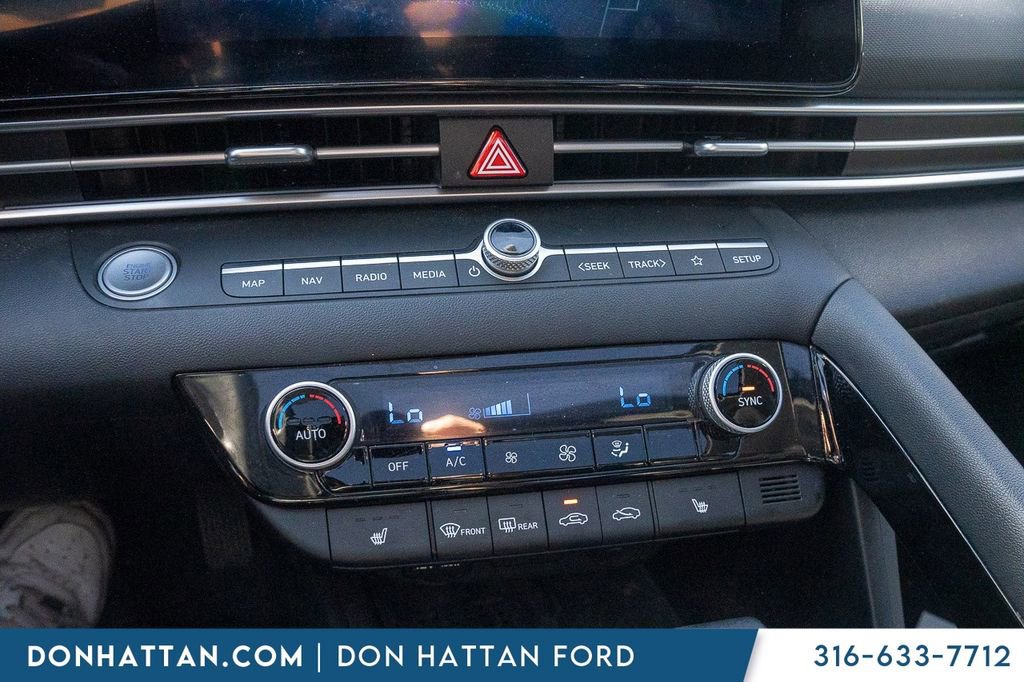 Used 2023 Hyundai Elantra Limited image 8
