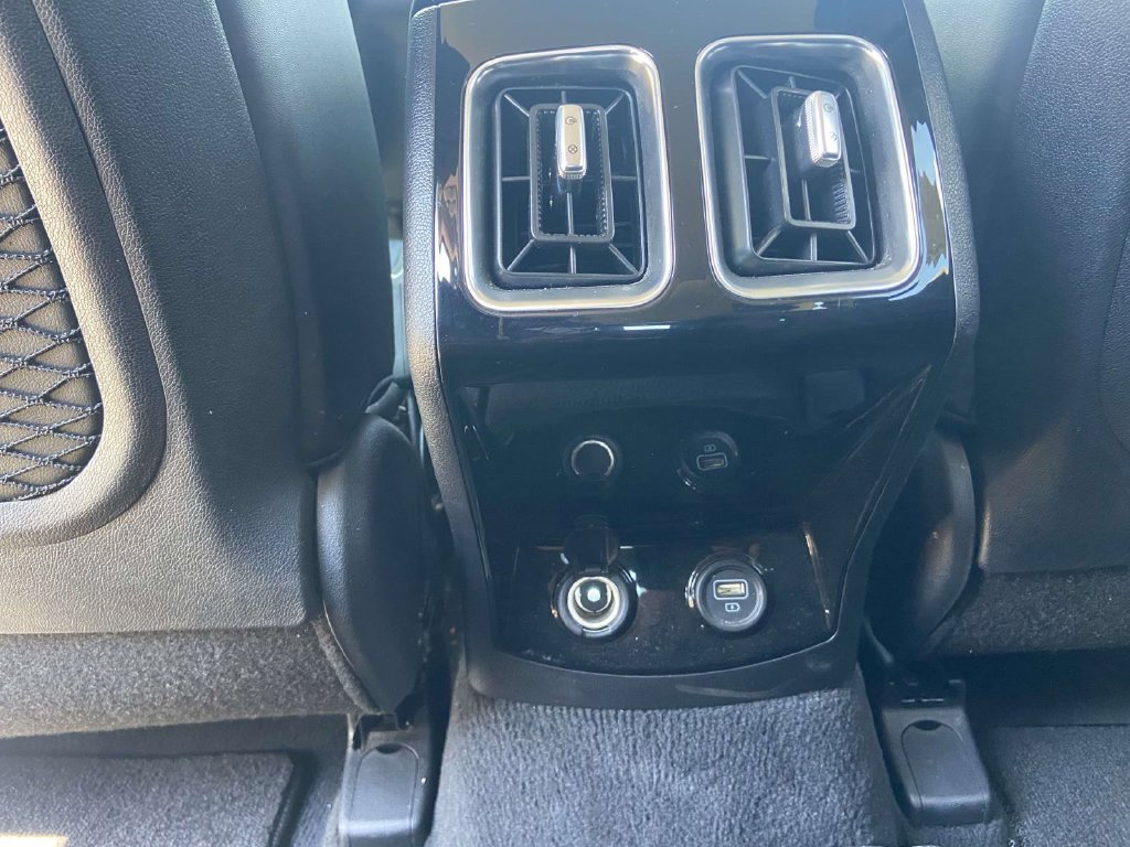 Used 2023 Kia Sorento SX FWD image 20