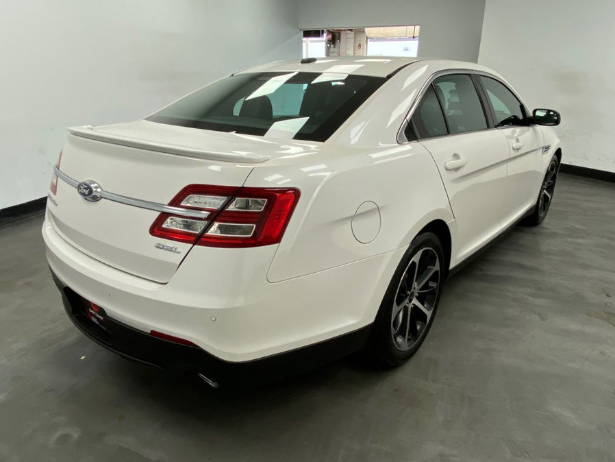 Used 2015 Ford Taurus SEL w/ Equipment Group 201A FWD image 6