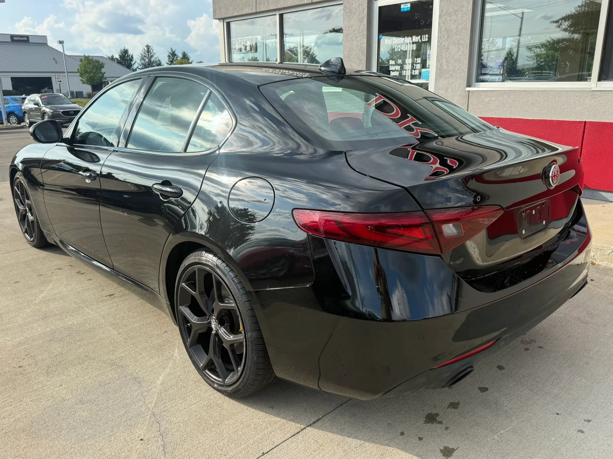 Used 2020 Alfa Romeo Giulia Ti w/ Nero Edizione RWD image 4