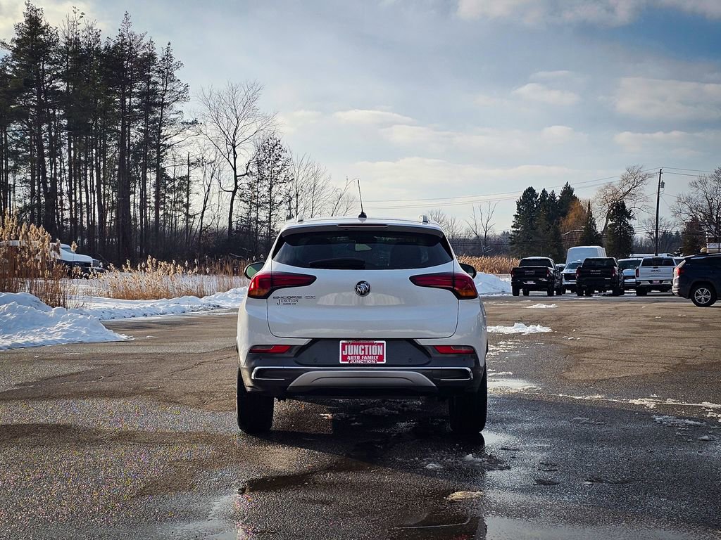 Used 2020 Buick Encore GX Essence w/ Advanced Technology Package image 5