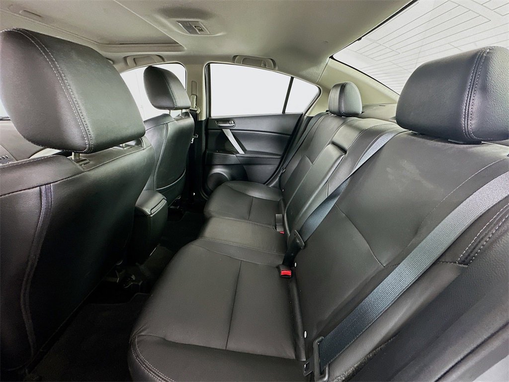 Used 2012 MAZDA MAZDA3 i Grand Touring w/ Tech Pkg image 23