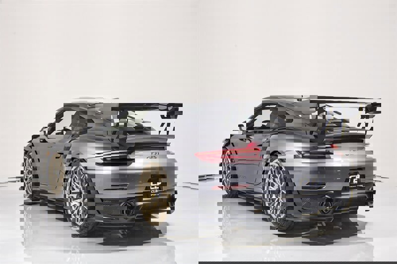 Used 2018 Porsche 911 GT2 RS image 8