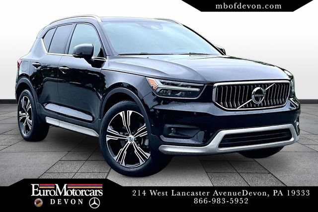 Used 2022 Volvo XC40 T5 Inscription w/ Advanced Package
