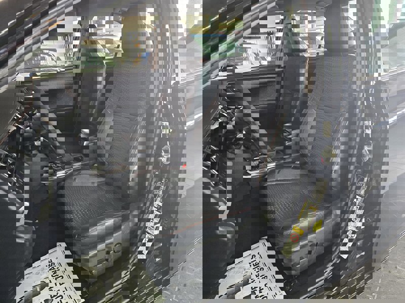 Used 2015 Toyota Camry SE image 9