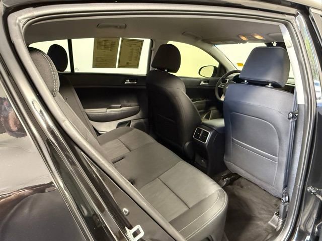 Used 2022 Kia Sportage LX image 45