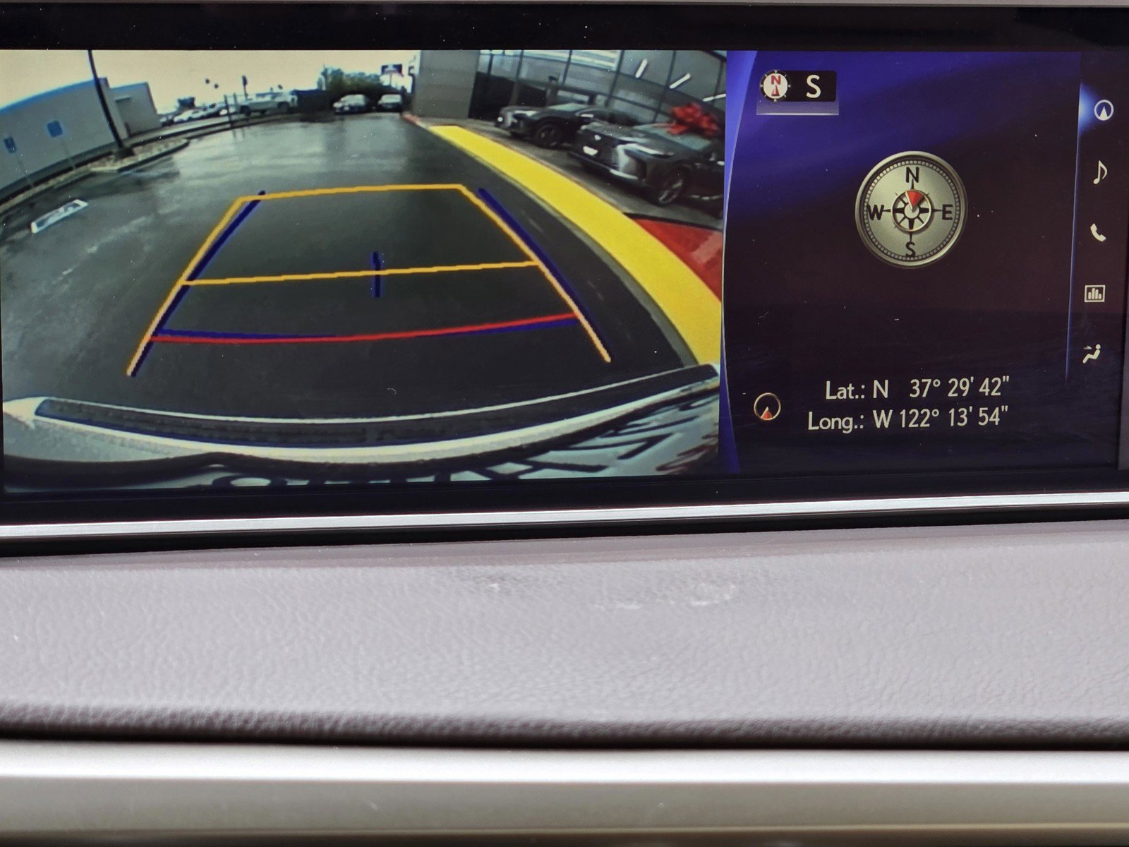 Used 2019 Lexus RX 450h AWD image 26