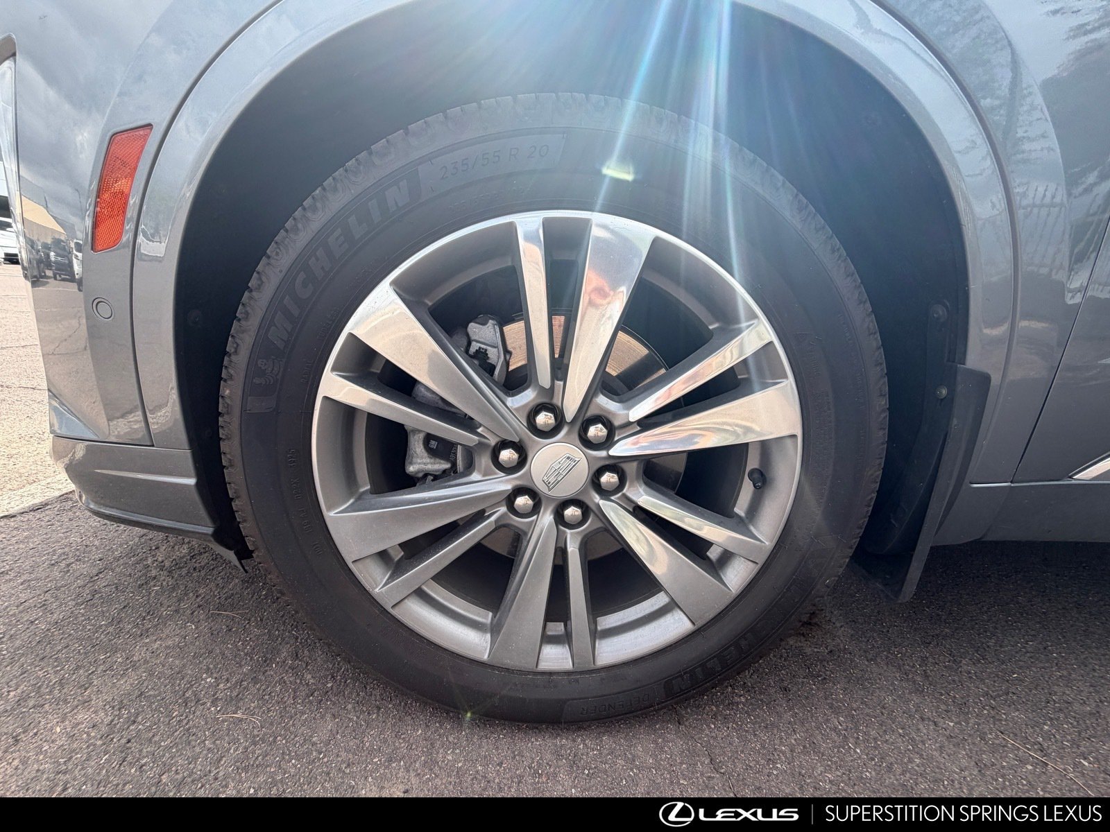 Used 2021 Cadillac XT6 Premium Luxury FWD image 6