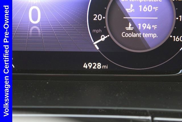 Used 2025 Volkswagen Atlas Peak Edition SE AWD/4WD image 37