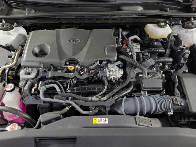 Used 2025 Toyota Camry LE FWD image 13