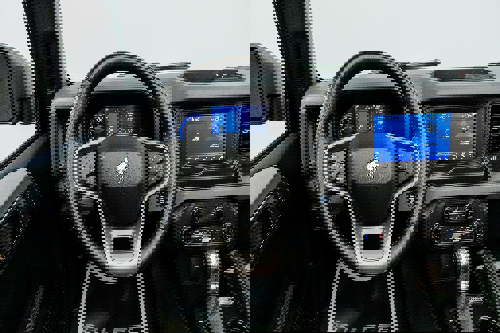 Used 2022 Ford Bronco Big Bend image 41