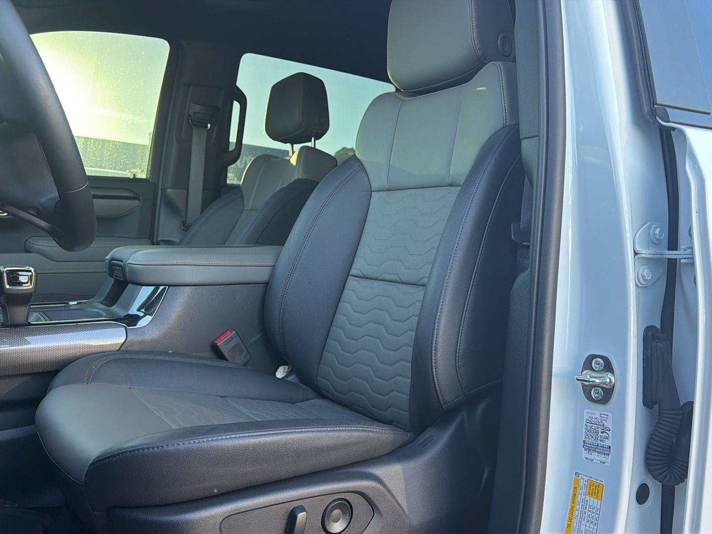 Used 2026 Chevrolet Silverado 1500 ZR2 w/ Dark Appearance Package AWD/4WD image 7