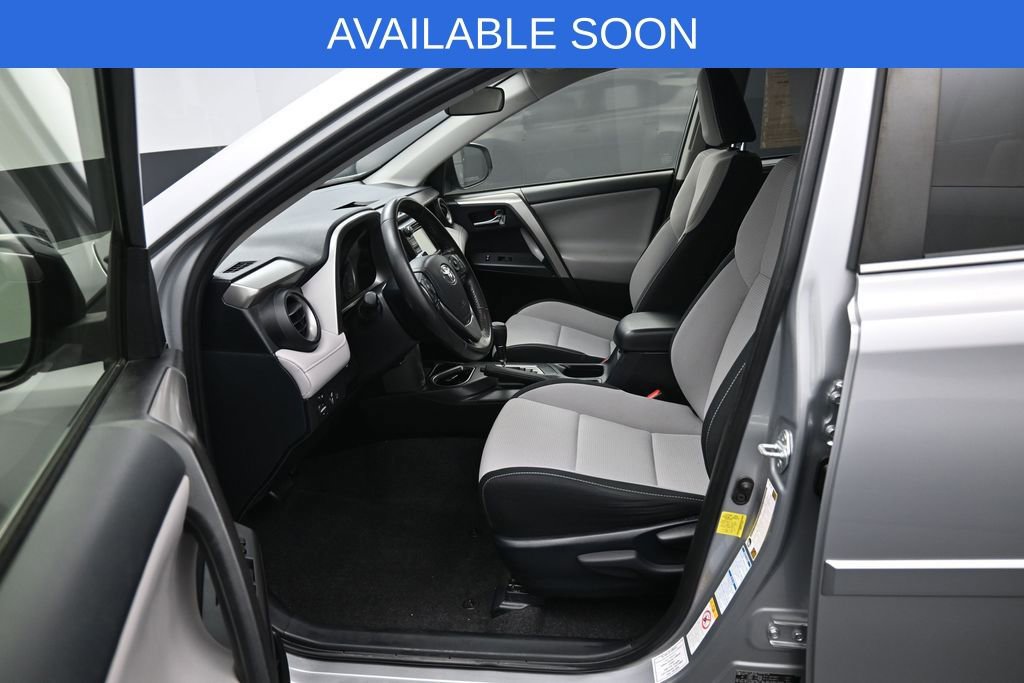 Used 2018 Toyota RAV4 XLE w/ Plus Extra Value Package AWD/4WD image 9