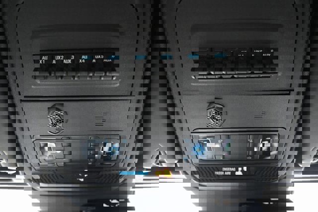 Used 2023 Ford Bronco Wildtrak image 34