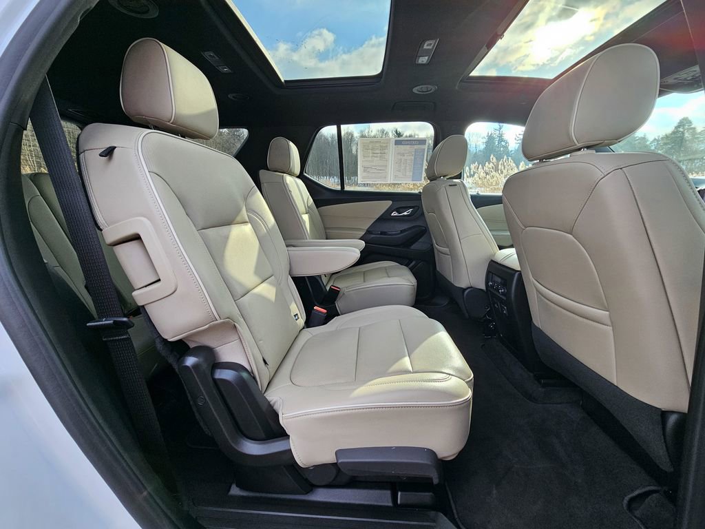 Certified 2023 Chevrolet Traverse Premier image 45