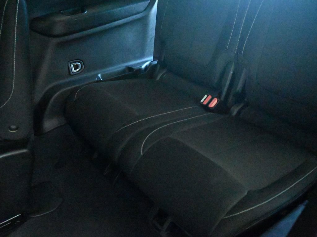 Used 2023 Jeep Grand Cherokee L Laredo image 18