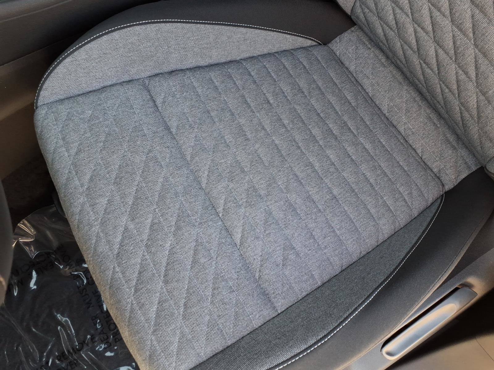 Certified 2025 Volkswagen Tiguan S FWD image 21