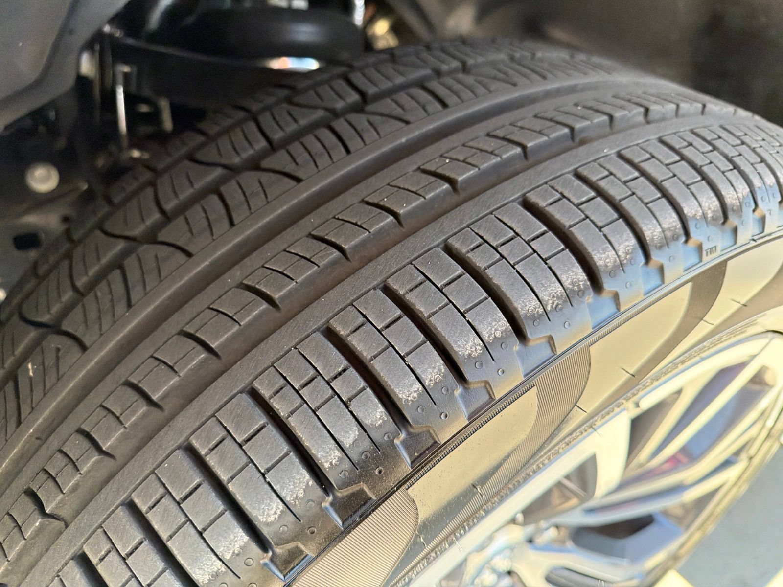 Used 2026 RAM 1500 Tungsten AWD/4WD image 13