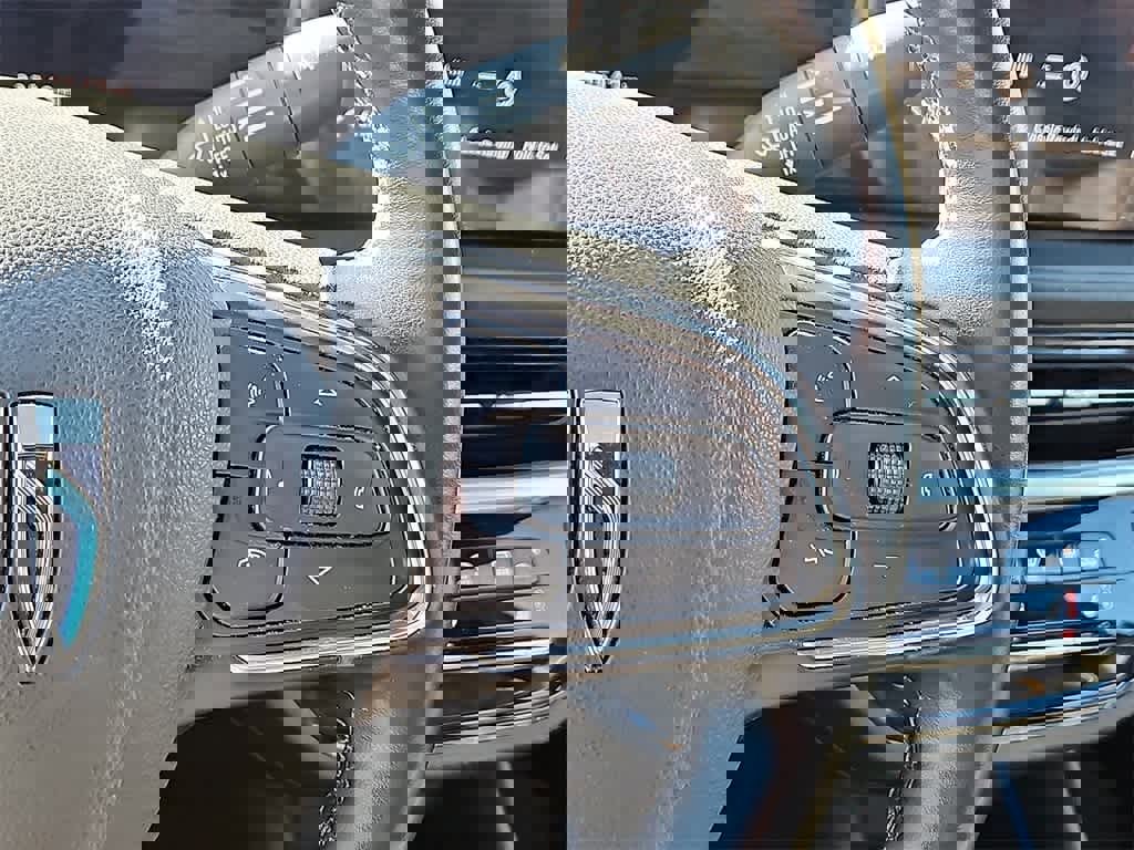 Used 2024 Buick Envista Avenir image 22