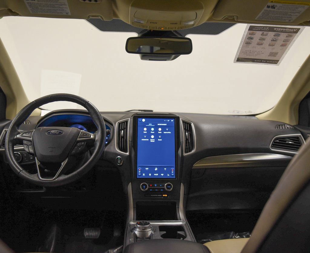Used 2022 Ford Edge SEL w/ Convenience Package image 4