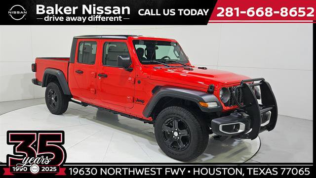 Used 2024 Jeep Gladiator Sport AWD/4WD image 1