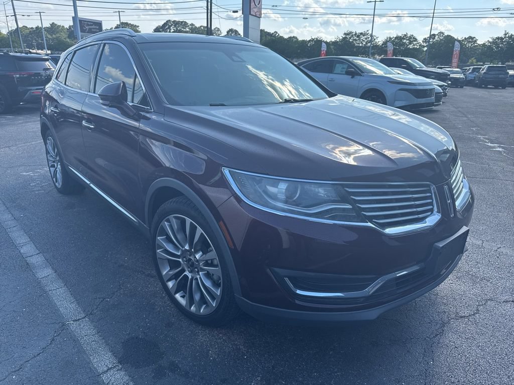 Used 2018 Lincoln MKX Reserve w/ Lincoln MKX Climate Package FWD image 4