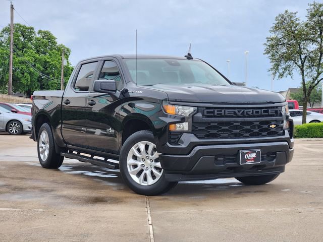 Used 2023 Chevrolet Silverado 1500 Custom RWD image 2