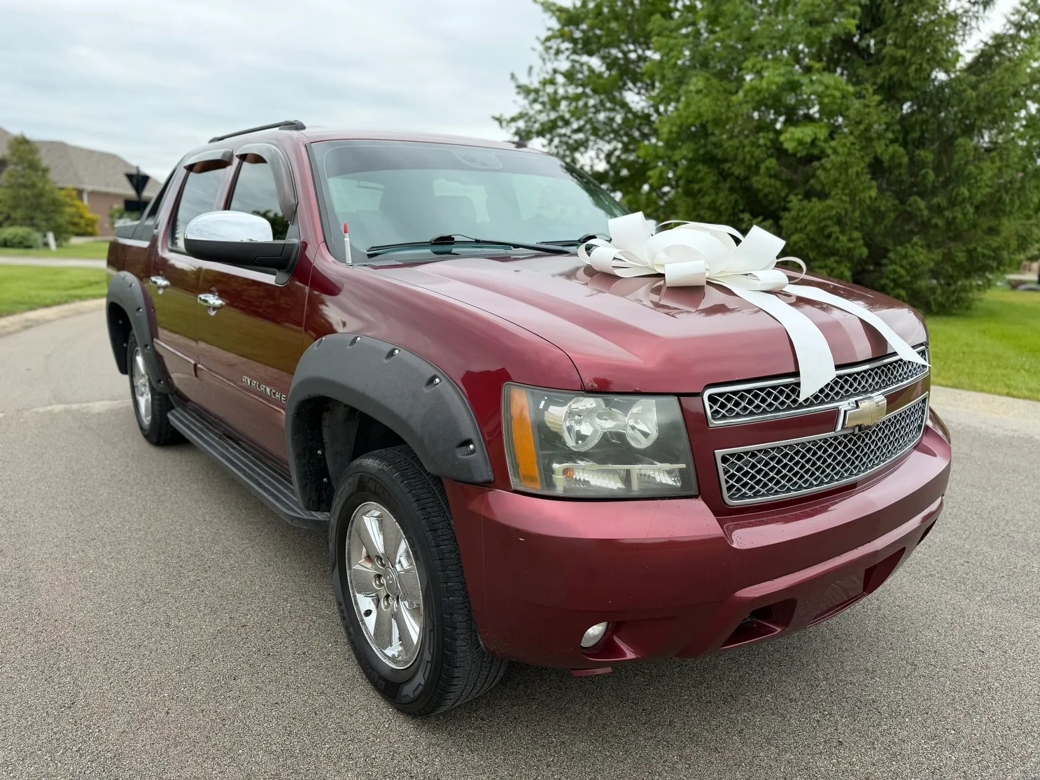 Used 2008 Chevrolet Avalanche LTZ w/ LTZ Preferred Equipment Group AWD/4WD image 1