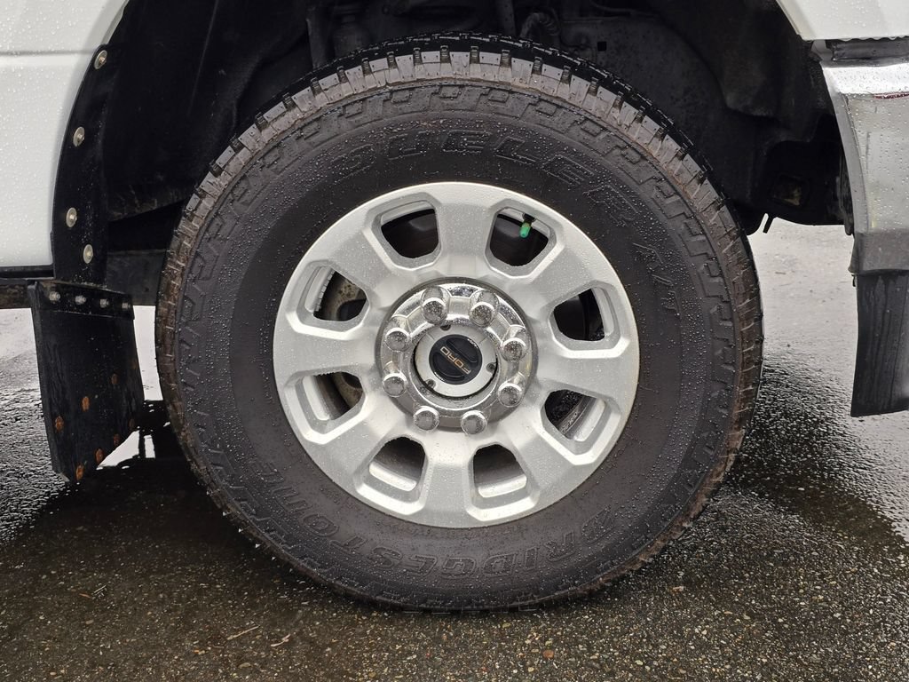 Used 2022 Ford F350 XLT w/ FX4 Off-Road Package AWD/4WD image 9