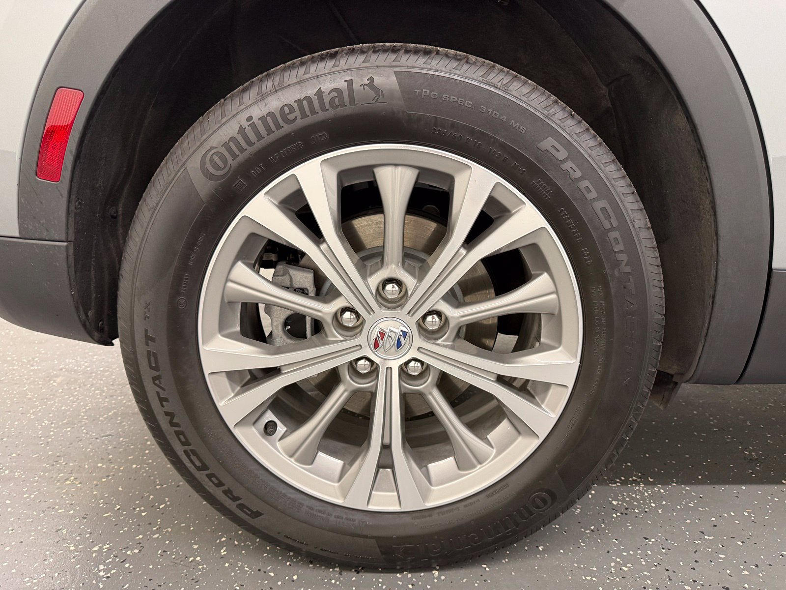 Used 2023 Buick Envision Preferred AWD/4WD image 20