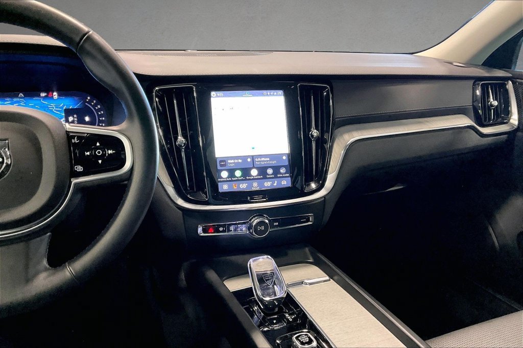 New 2026 Volvo V60 B5 Cross Country Ultra w/ Protection Package Premier AWD/4WD image 10
