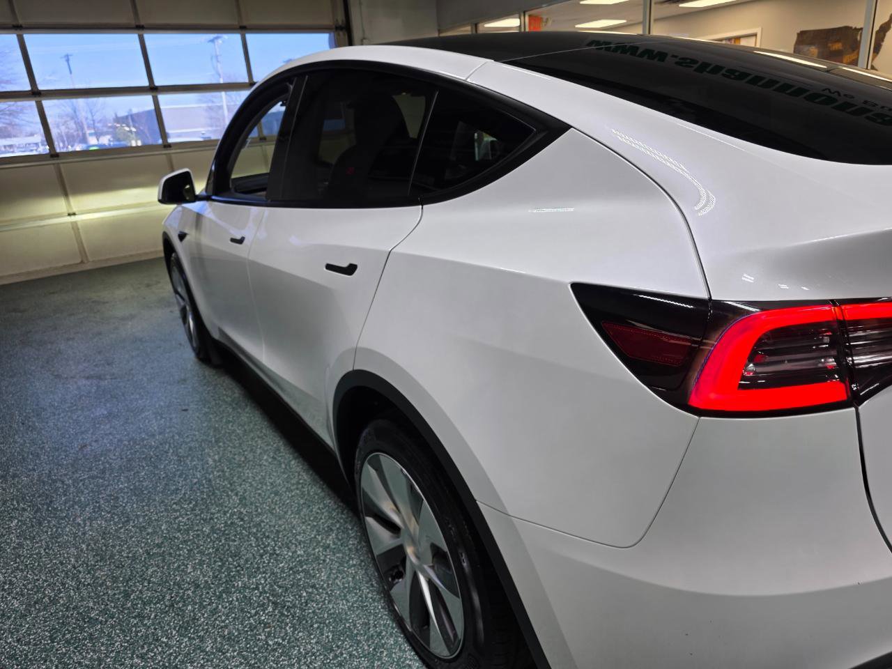 Used 2023 Tesla Model Y Long Range image 10