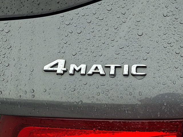 Used 2019 Mercedes-Benz GLC 350e 4MATIC image 36