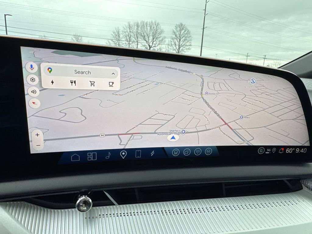 New 2026 Cadillac Optiq Luxury 2 image 18