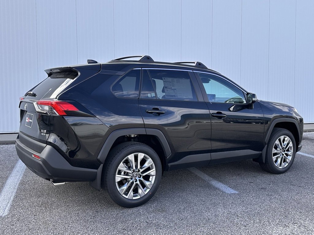 New 2025 Toyota RAV4 XLE Premium image 5