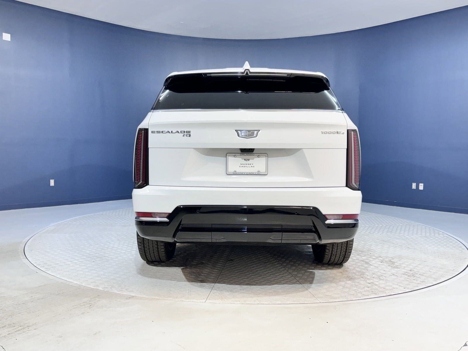 New 2025 Cadillac Escalade IQ Luxury 2 image 9
